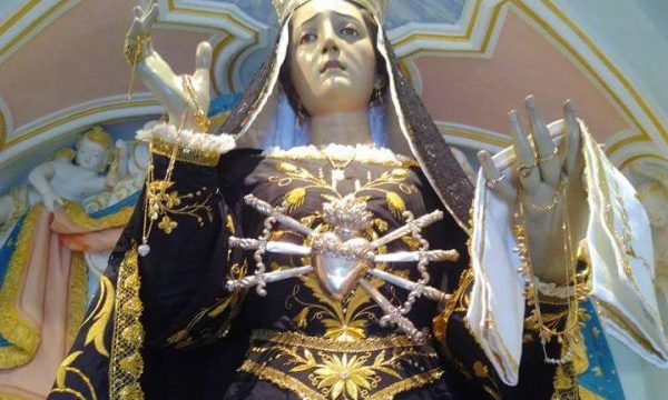 San Mauro Cilento, la ‘discesa della Madonna’ e il ‘miracolo della pioggia’