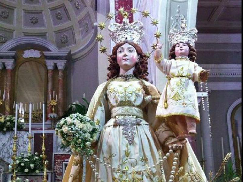 Perdifumo, la Madonna del Rosario